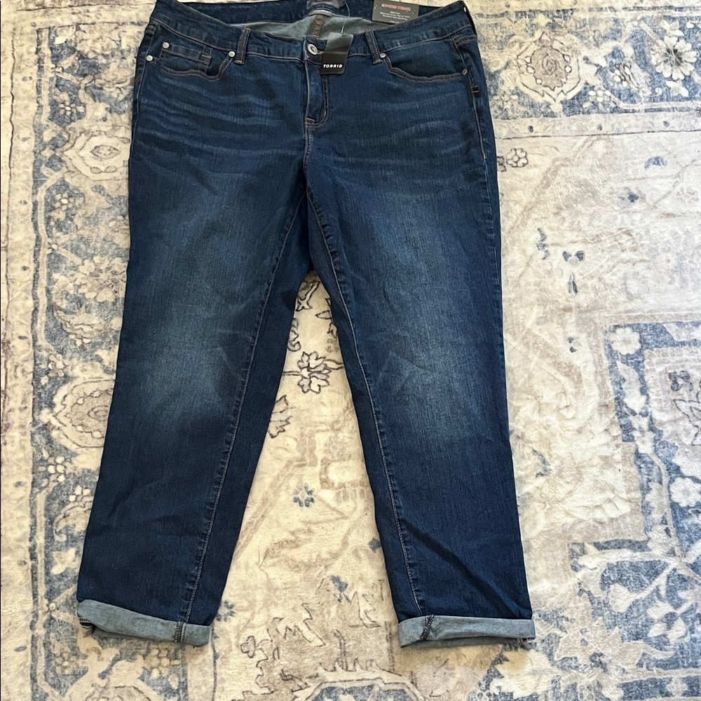 Torrid Boyfriend Straight Jeans NWT